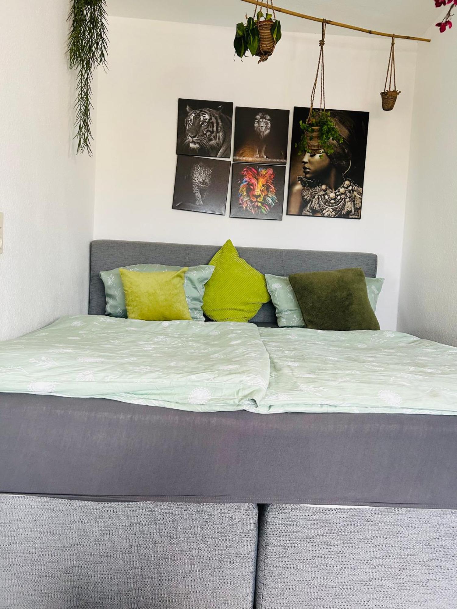 Bluehendes Balkonwohnung Mit Traumaussicht *